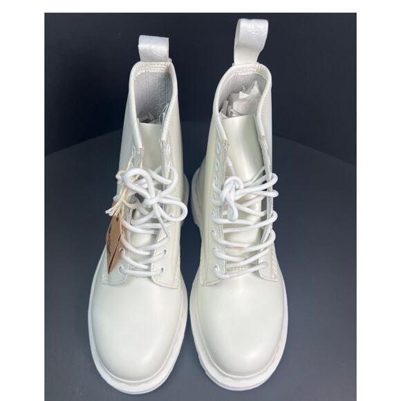 Dr. Martens 1460 Pascal Mono Boots Women's 8 Smooth White Leather 8 Eye Lace Up - Picture 5 of 13